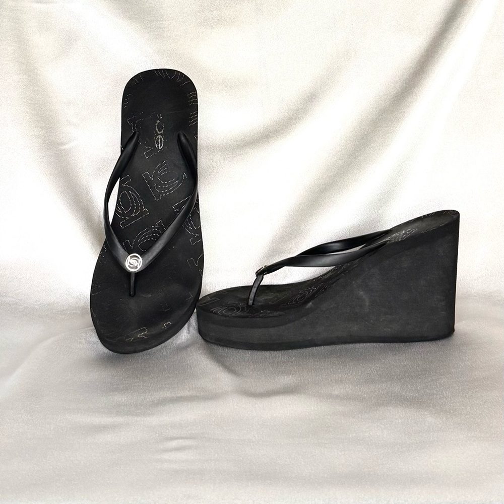 bebe Black Wedge Sandals - Picture 4 of 6